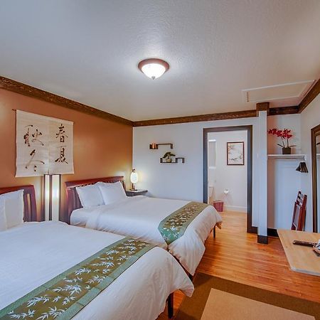 Tao'S Inn West Yellowstone Ngoại thất bức ảnh
