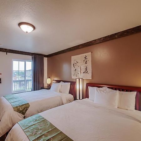 Tao'S Inn West Yellowstone Ngoại thất bức ảnh