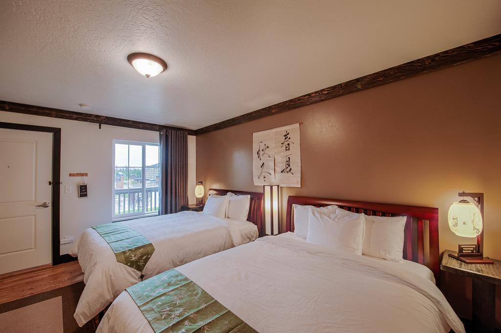 Tao'S Inn West Yellowstone Ngoại thất bức ảnh